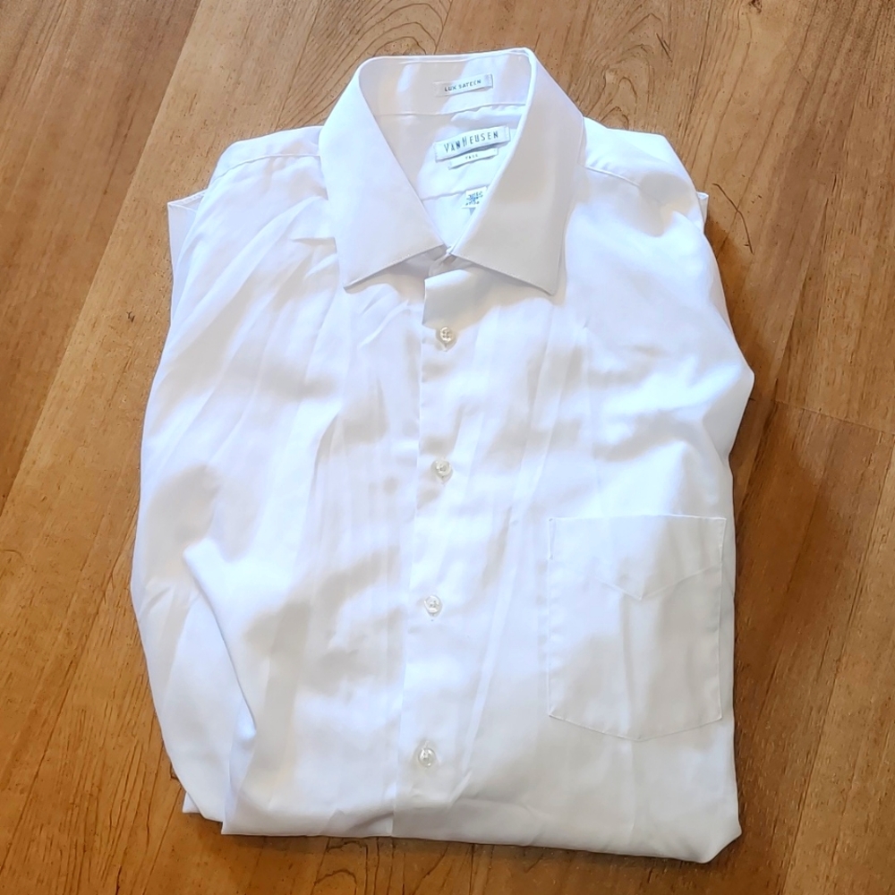 Van Heusen White button down Dress Shirt.